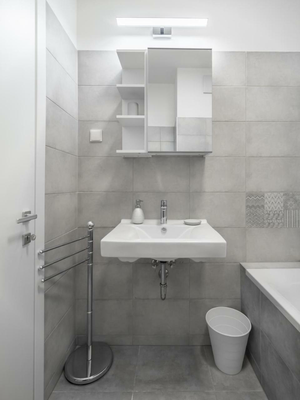 Bpr Chic White Home With Terrace & A/C & Garage Budapest Eksteriør billede